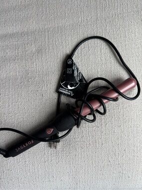 FOXYBae Hair curling wand